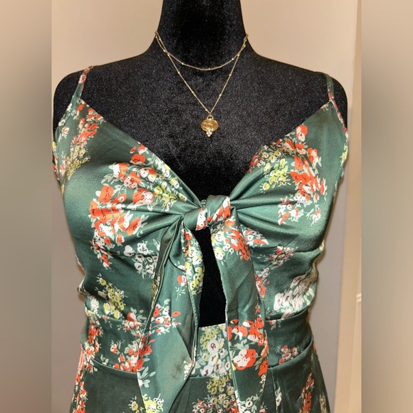 Women Spaghetti Strap Midi Satin Dresses Tie Front, Split Hollow Dress Green XL - Picture 5 of 9